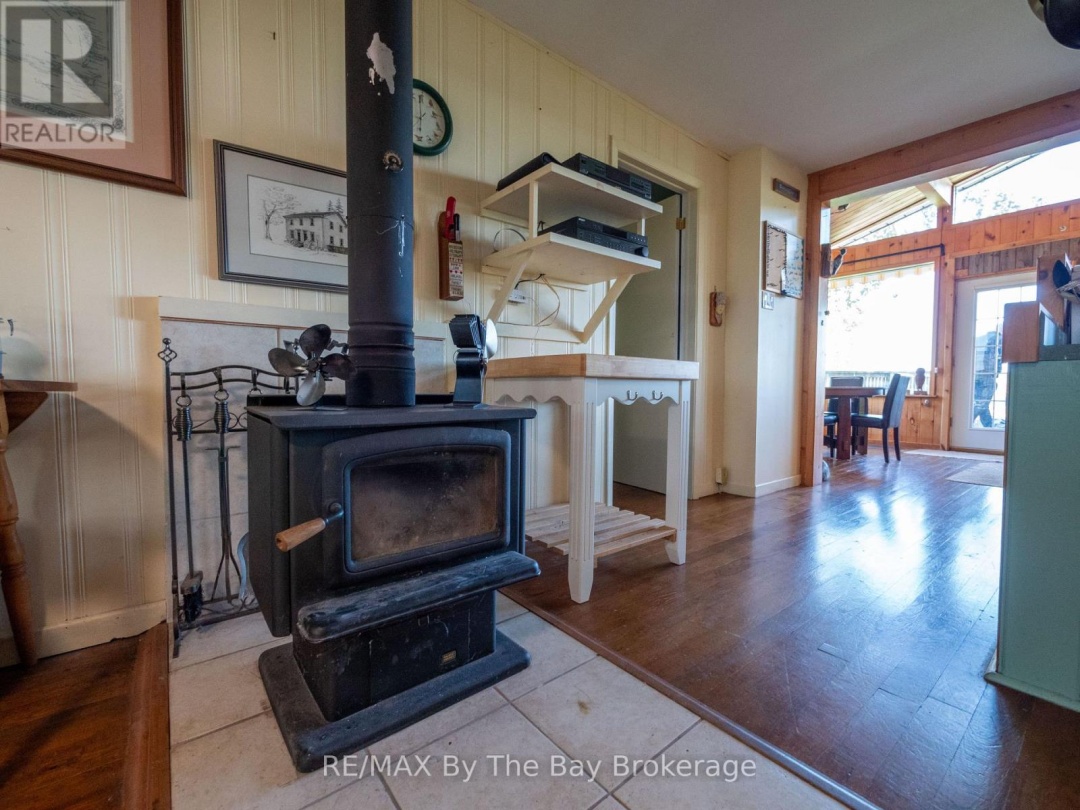 116 ISLAND 150/ BROSSEAU ISLAND, 