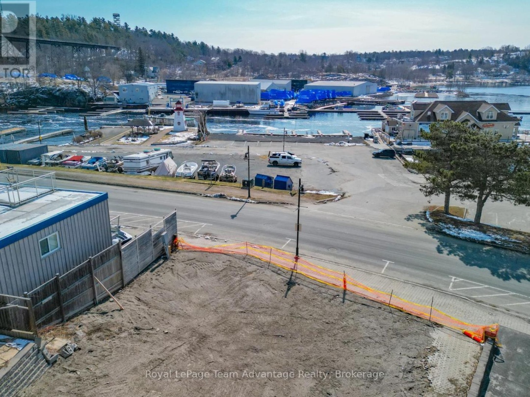 22 Bay Street, Parry Sound