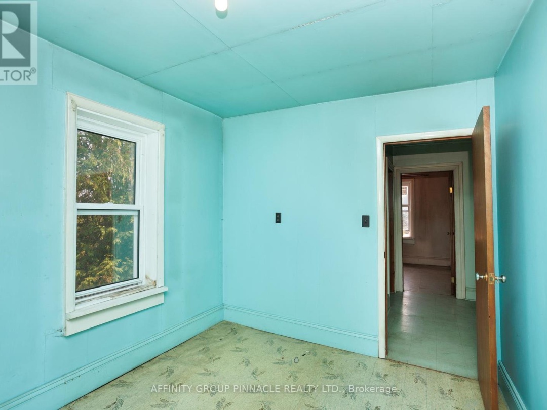1850 VICTORIA ROAD, 