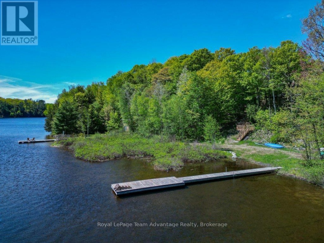 52 LITTLE OTTER LANE, Otter Lake