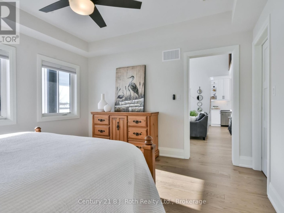 27 53 Dock Lane, Georgian Bay