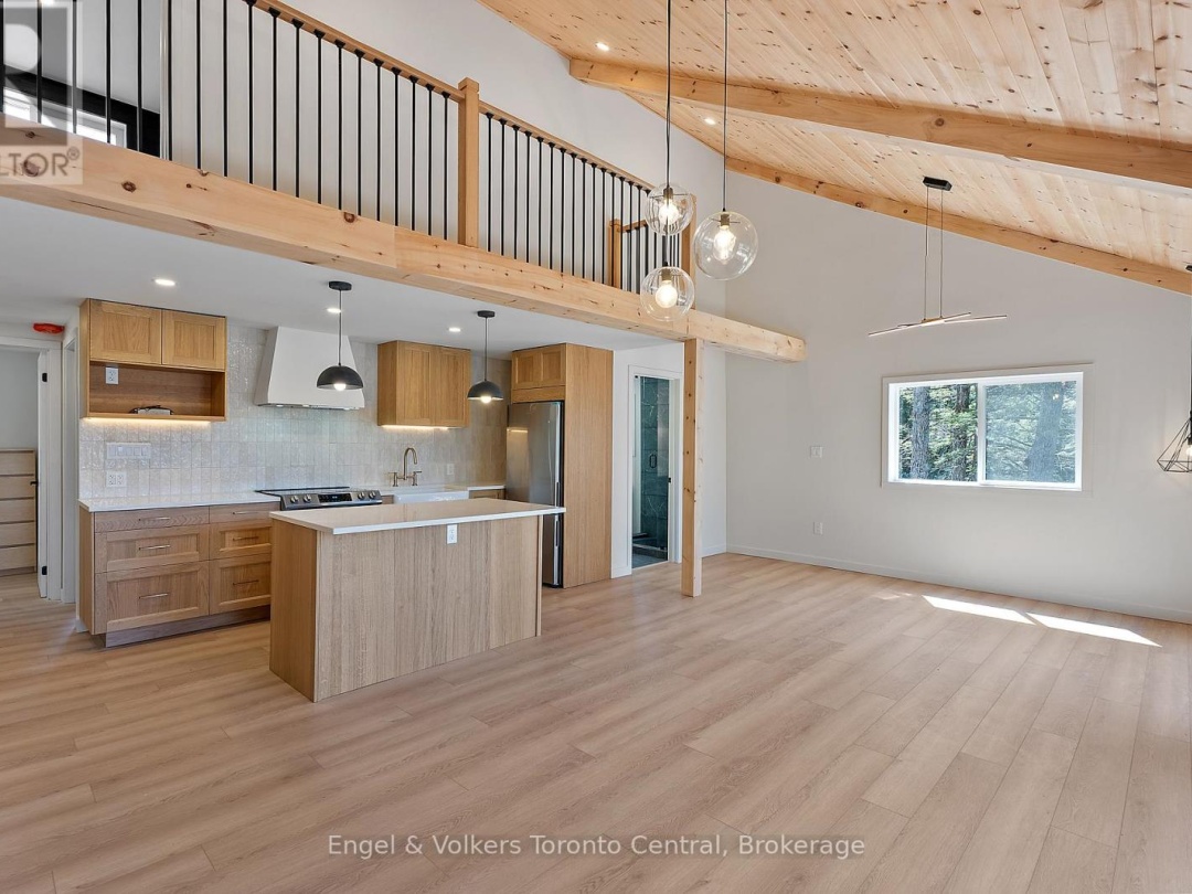 1457 Lake Joseph Road, Mctaggart Lake