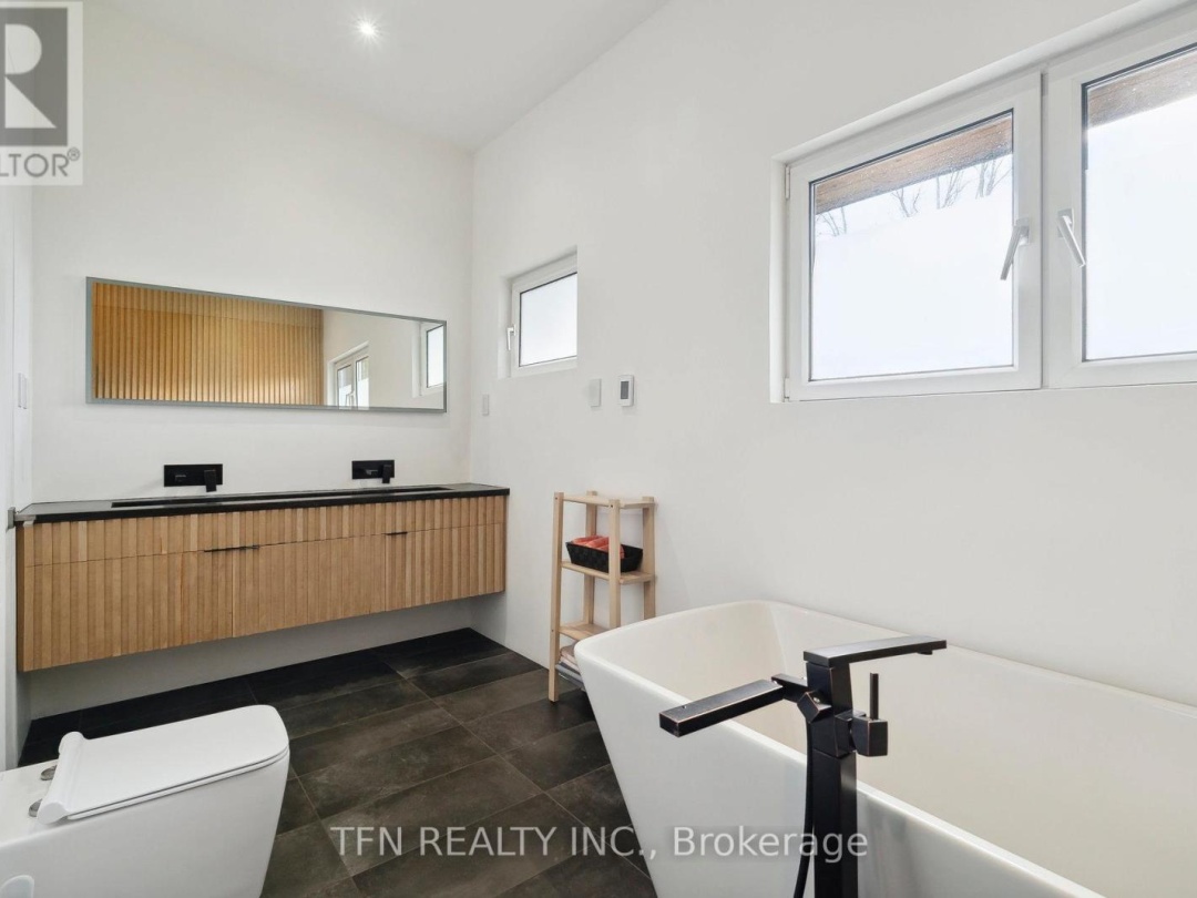 12 Schooner Lane, Sturgeon 