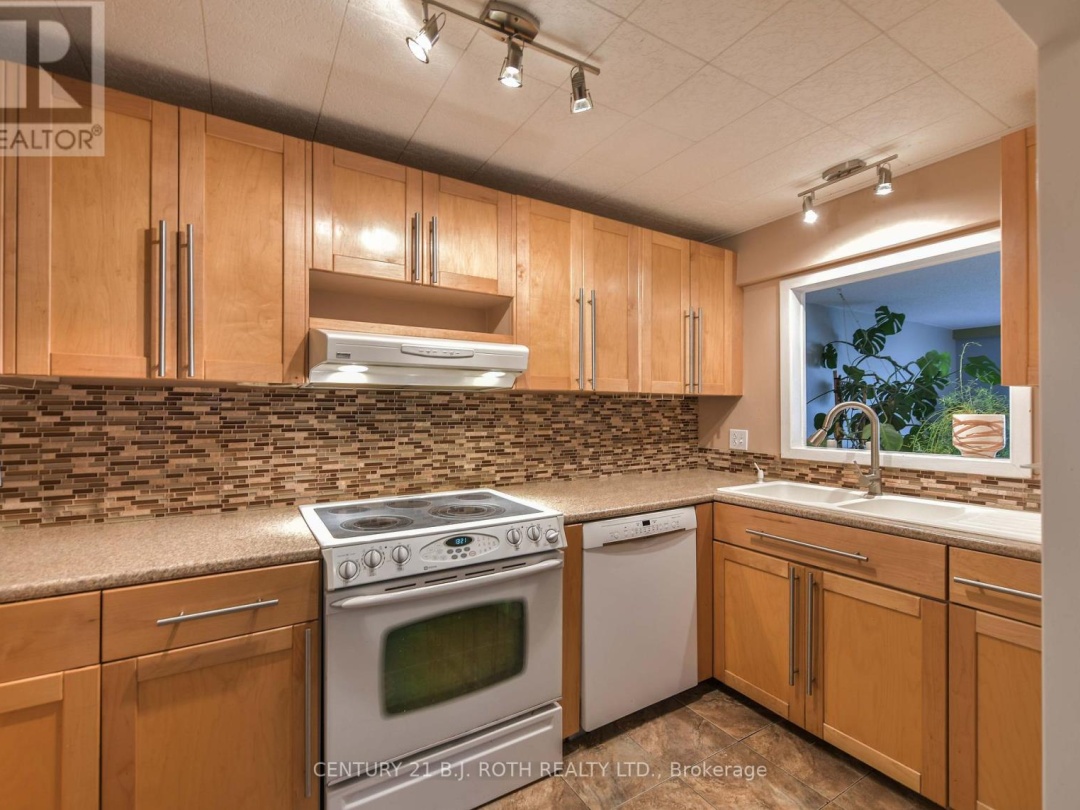 15 - 40 VICTORIA CRESCENT, 