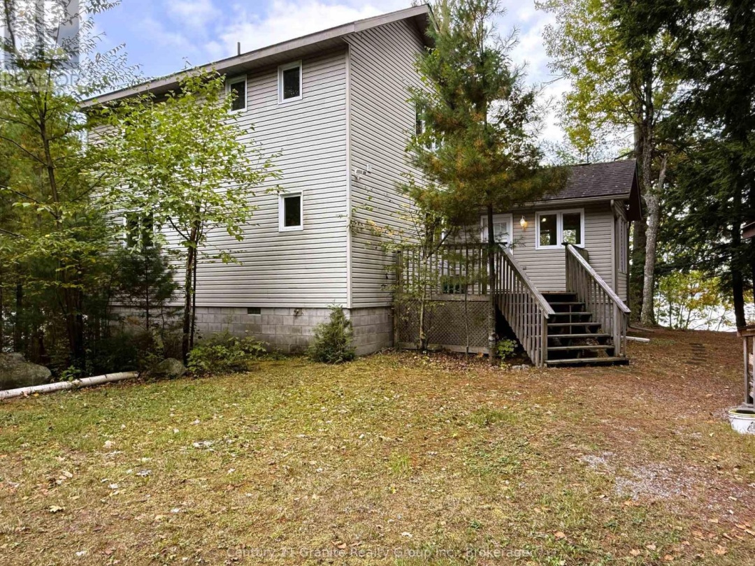 1773 BLUE HERON ROAD, 