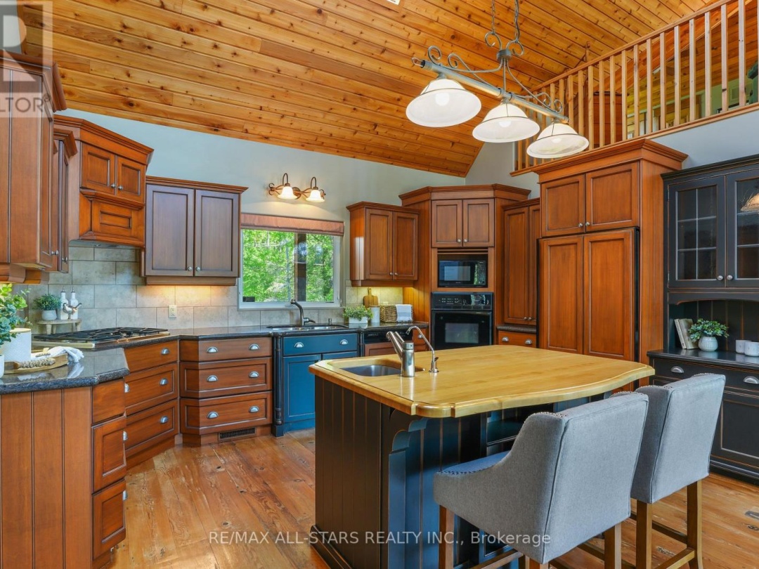 9 Evergreen Way, Little Bald Lake