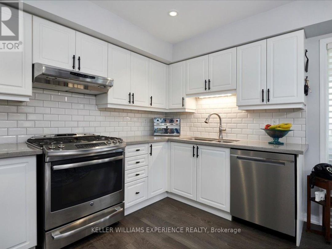 15 CARNOUSTIE LANE, 