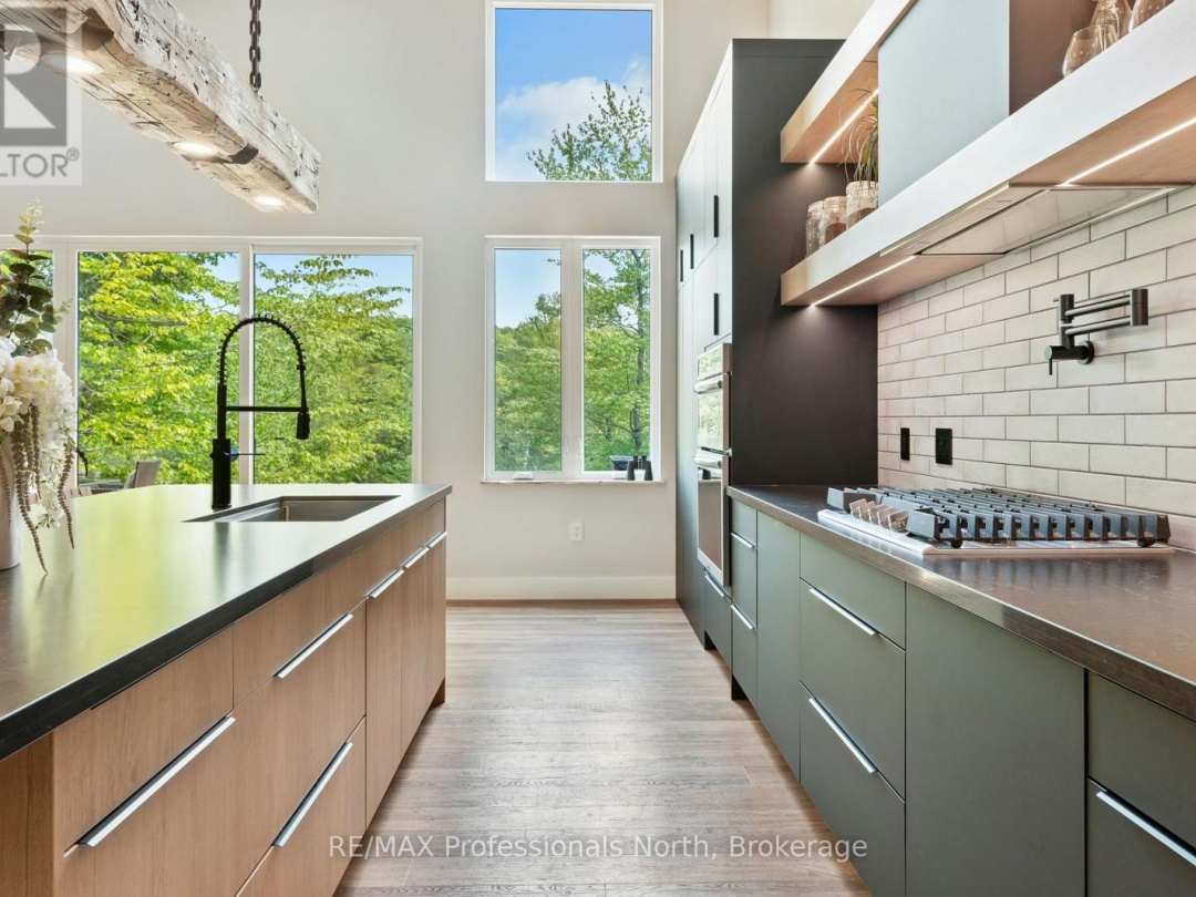 1063 Mink Road, Long Lake