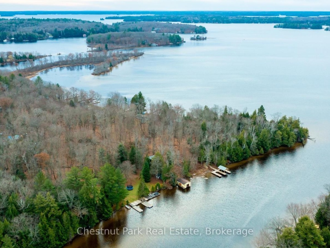 30 MCVITTIE ISLAND, Lake Muskoka