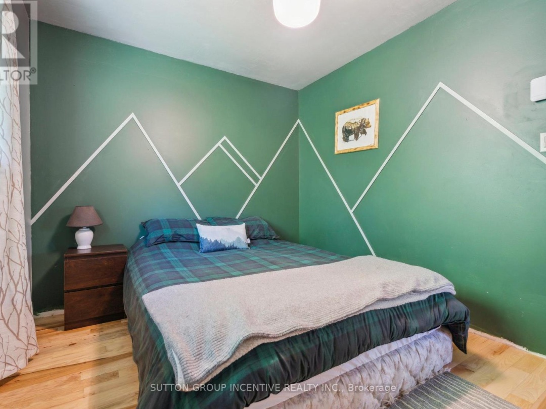 11 MACKENZIE PLACE, Balsam Lake