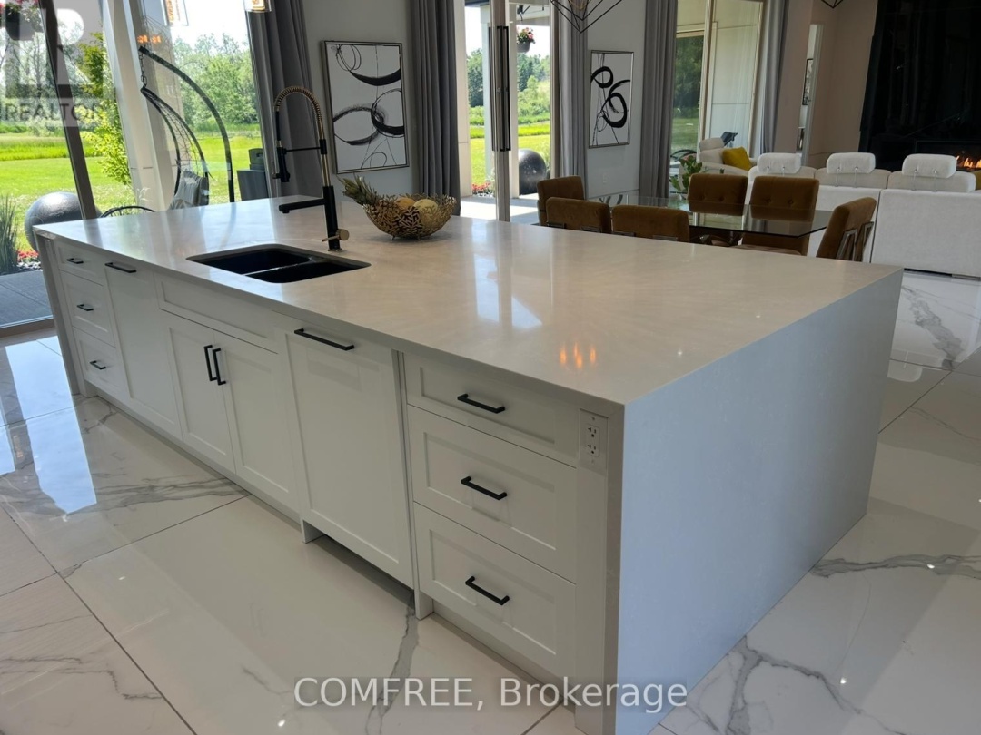 4252 BURNSIDE LINE, 