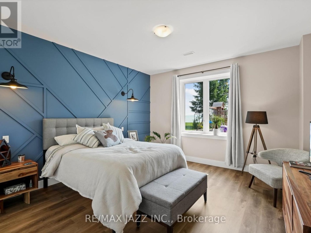 48 PLEASANT VIEW CRESCENT, 