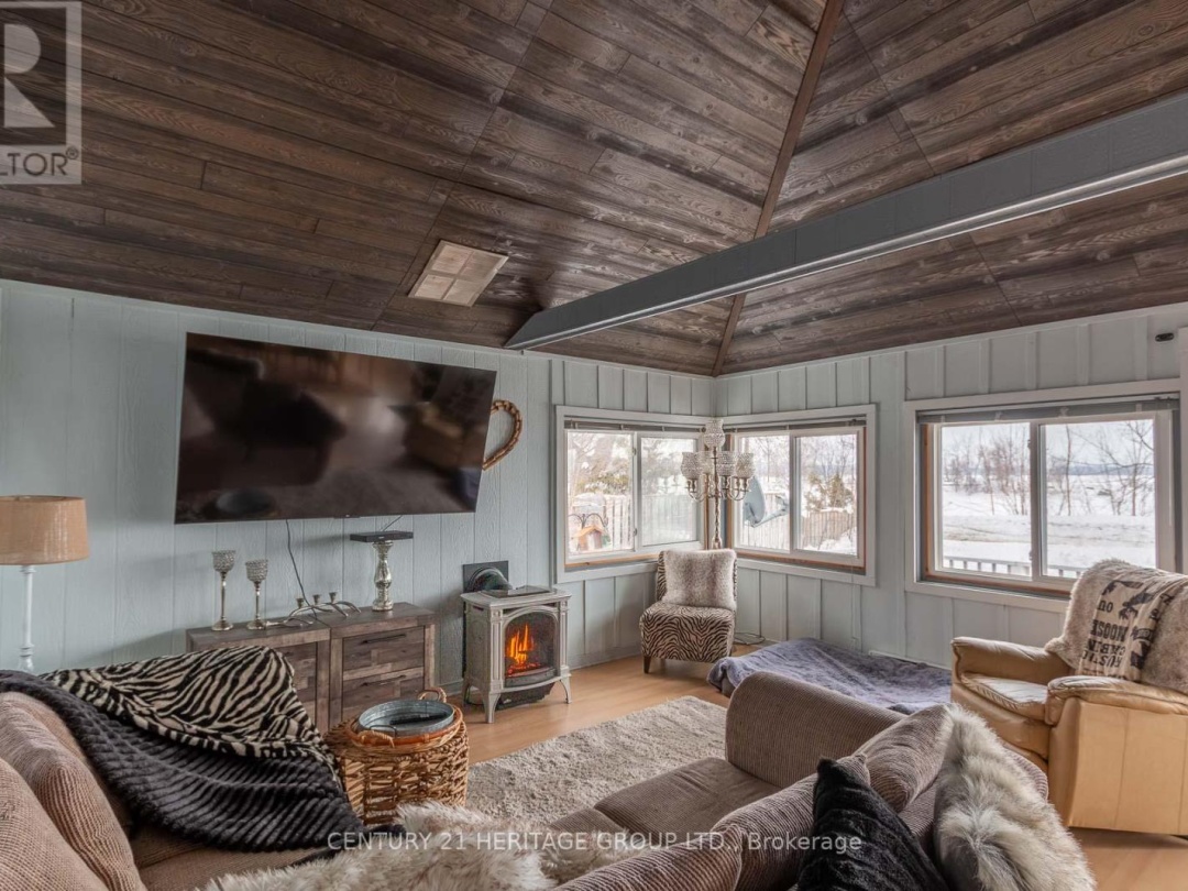 1253 Ramara Road, Lake Simcoe