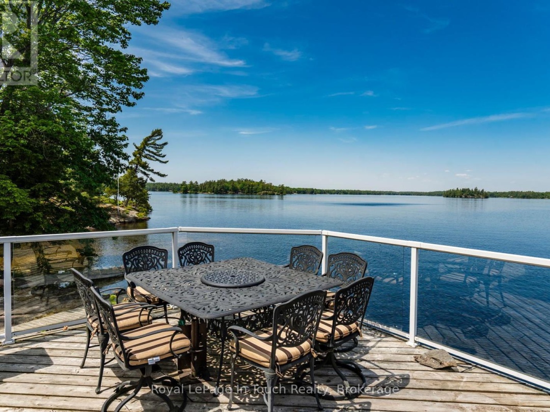 4 IS 270 GEORGIAN BAY ISLAND, 
