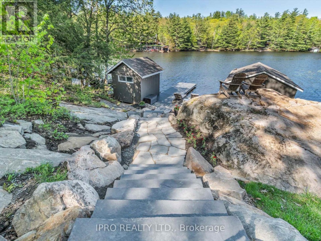 1907 Island Road, Gloucester Pool