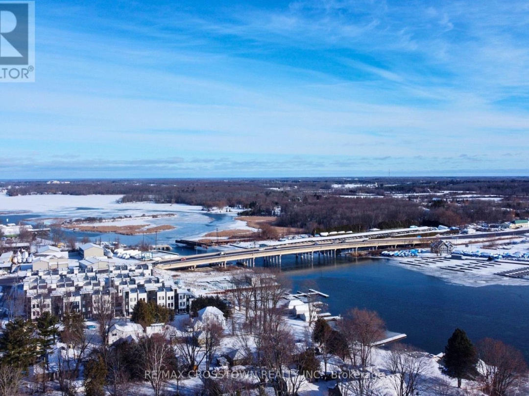 401 90 Orchard Point Road, Lake Simcoe