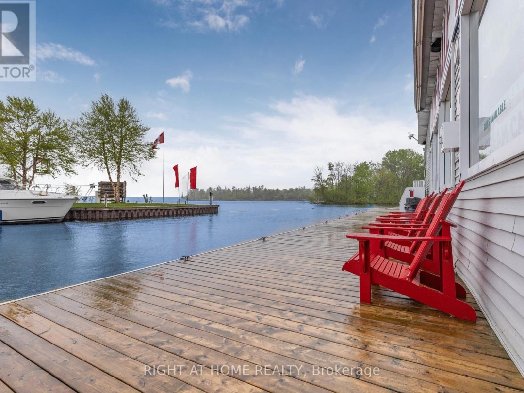 3500 Lauderdale Pt Crescent, Sparrow Lake