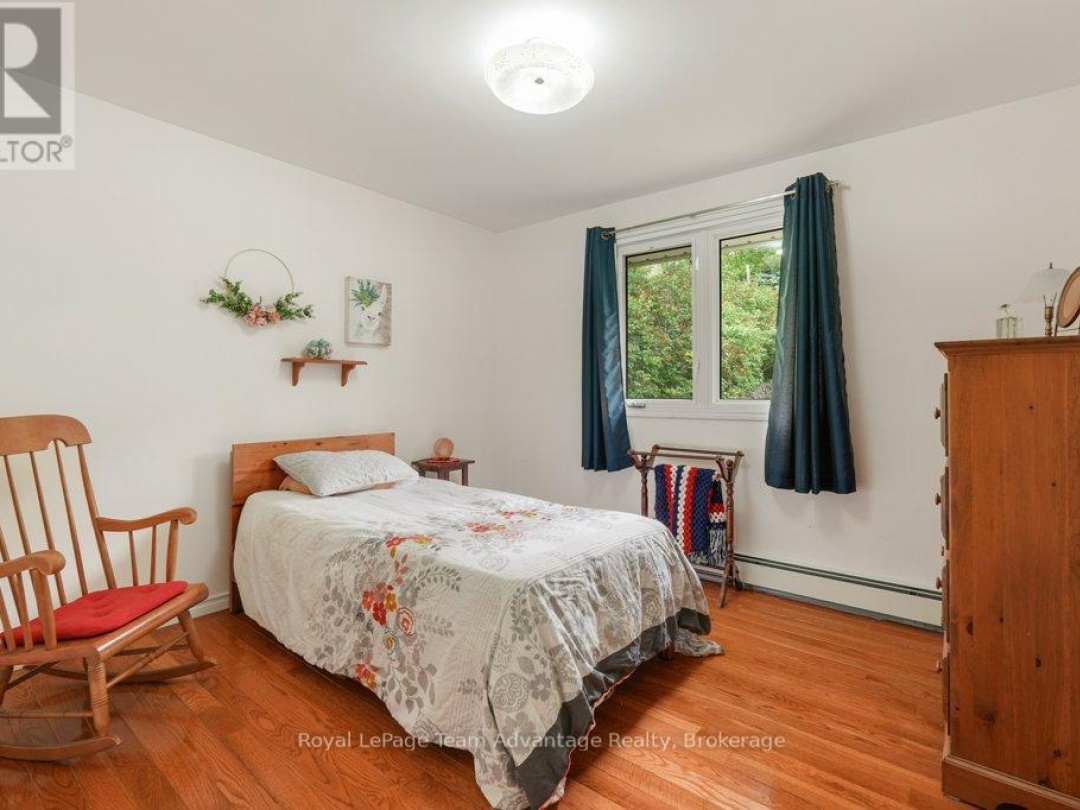 1 VICTORIA AVENUE, 