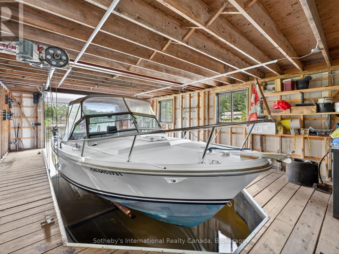 1082 BEAUMONT FARM ROAD, 