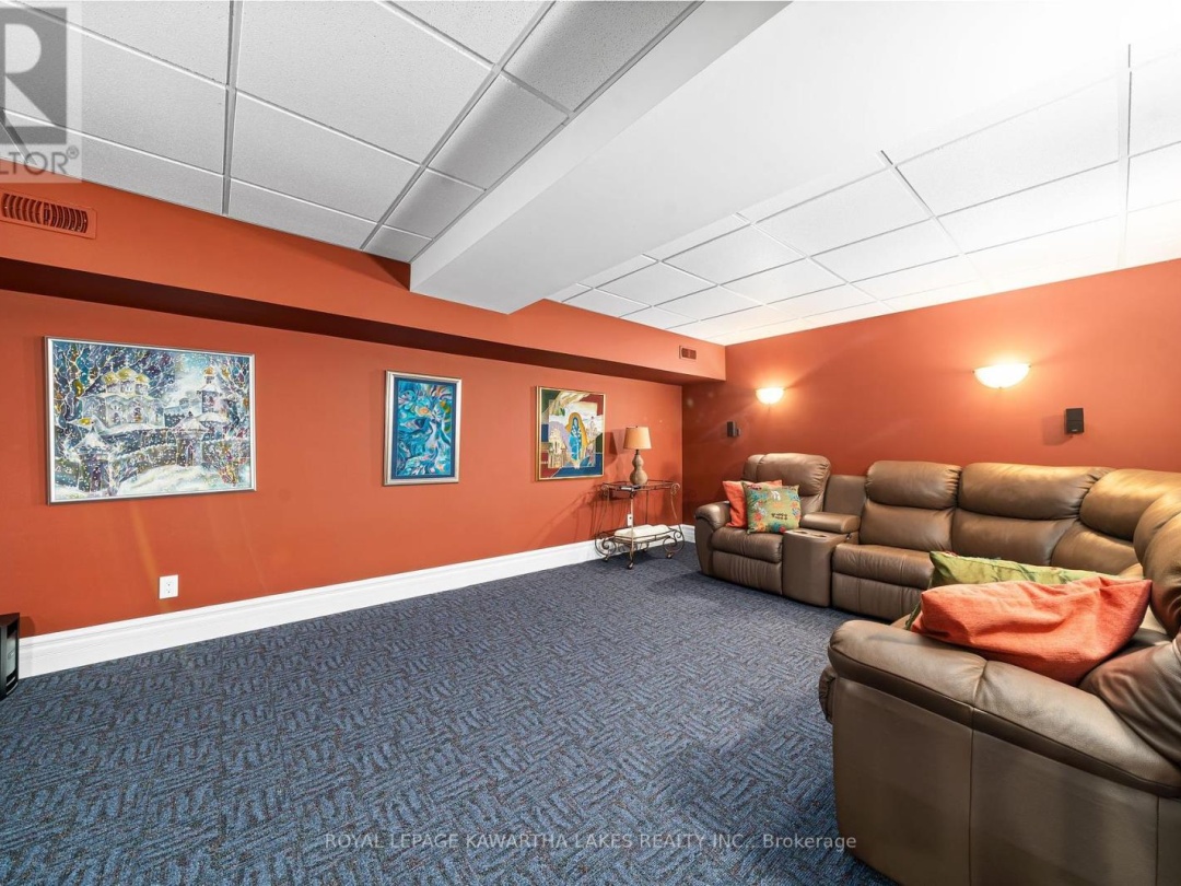 1484 COUNTY ROAD 8, 