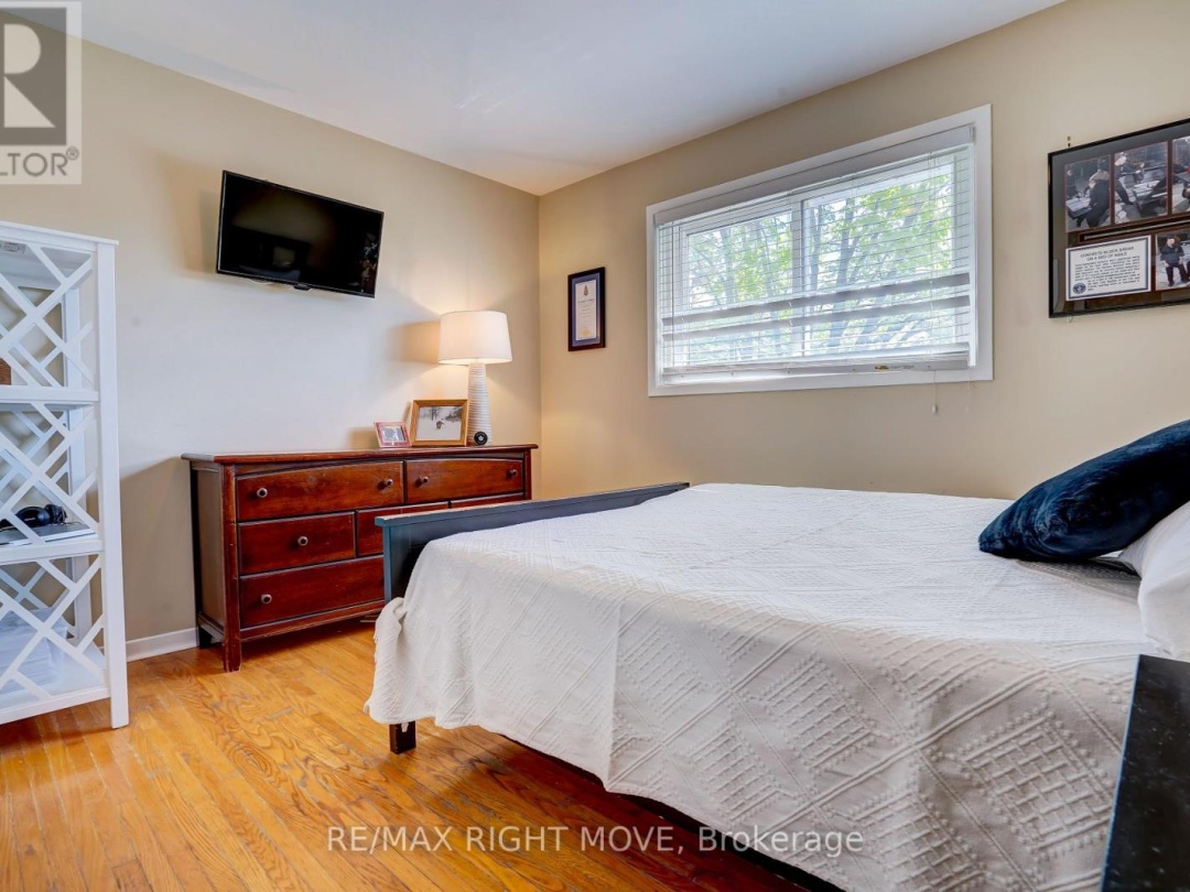 363 Tallwood Drive, Orillia