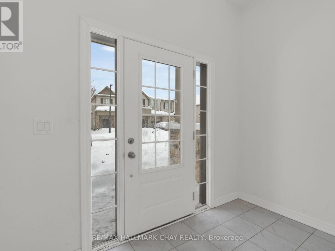 19 CHURCHLEA MEWS, Orillia