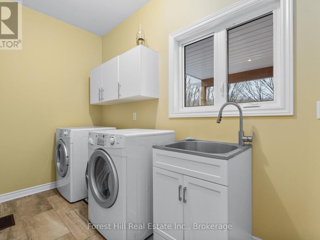 253 RIDGEVIEW ROAD, 