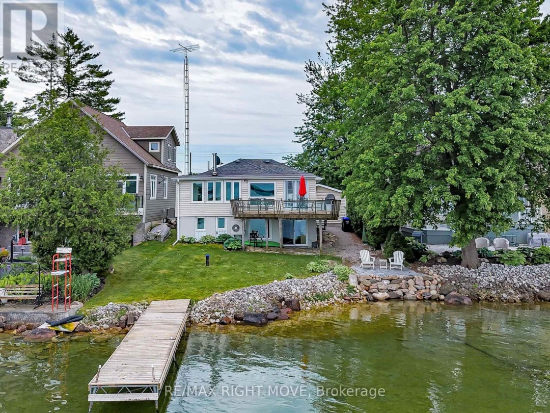 3752 PORTAGE BAY ROAD, 