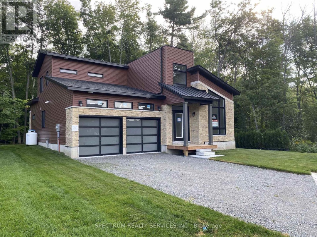 131 Marina Village Drive W, Georgian Bay