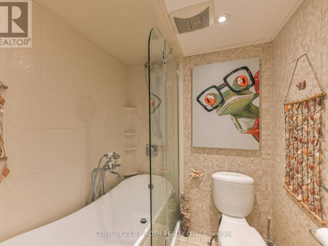 15 - 40 VICTORIA CRESCENT, 