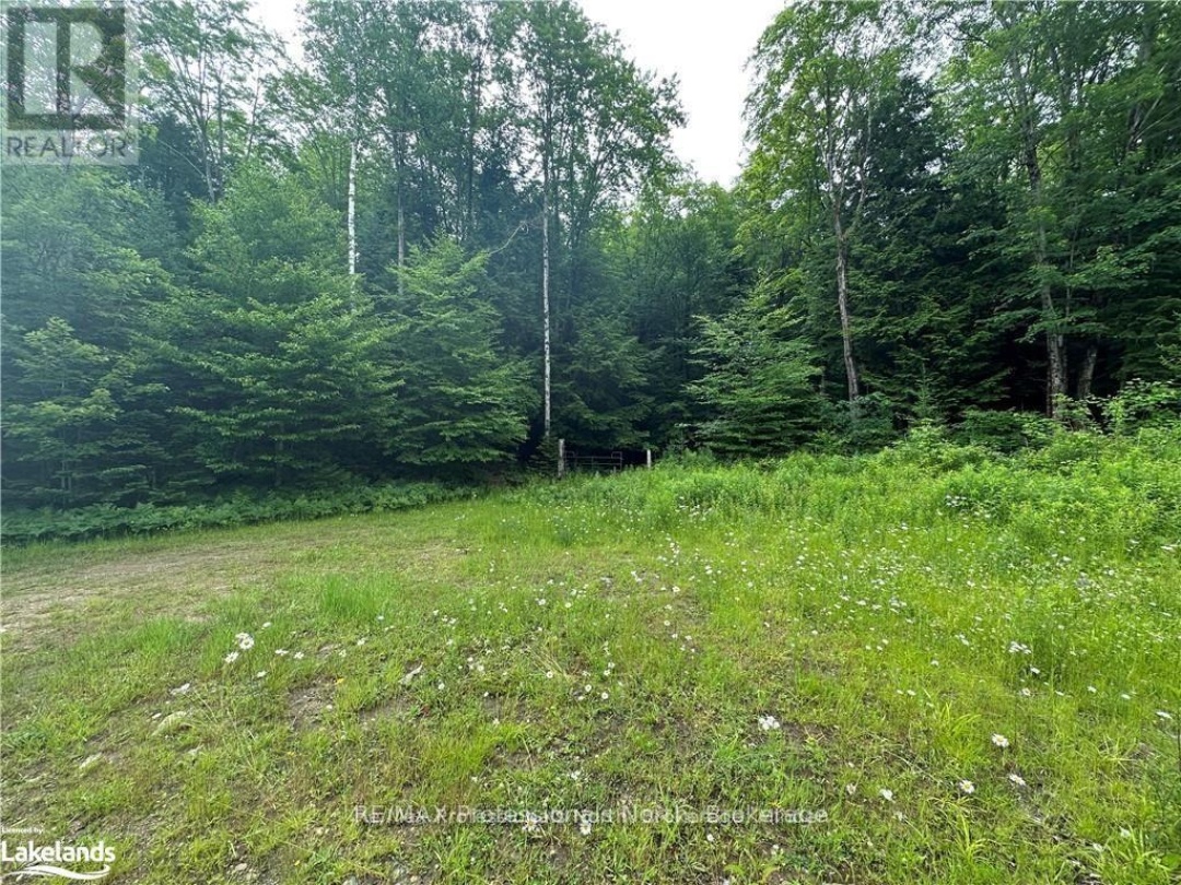 3944 County Road 21 Highway, Minden Hills
