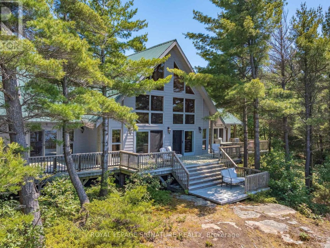 B350 Echo Island, Georgian Bay