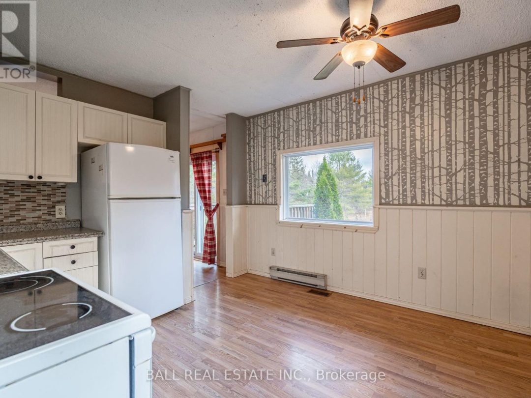 1047 DONROY ROAD, 