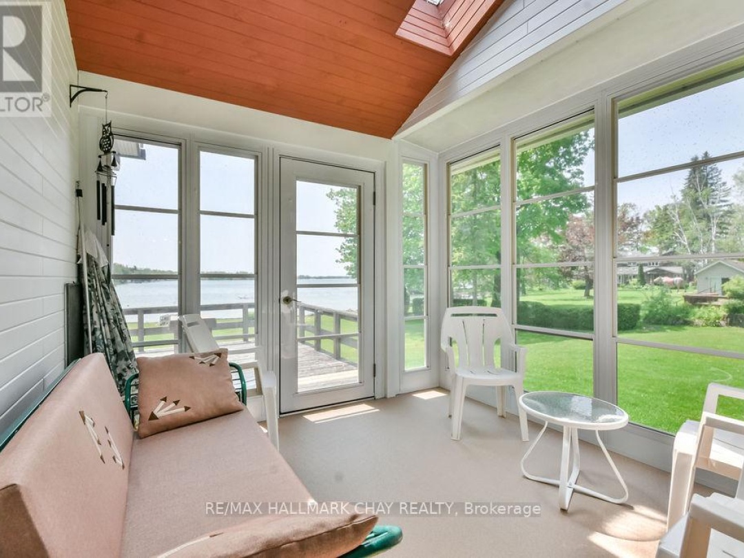 5566 Gray's Bay Road, Lake Couchiching