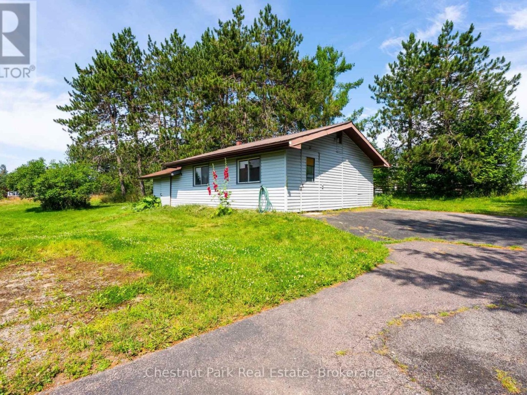 8 DANDELION LANE, 