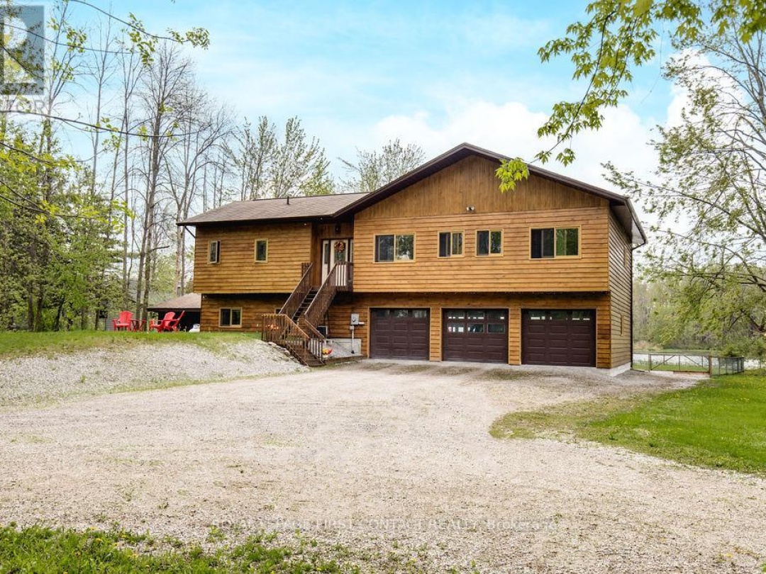 4447 ORKNEY BEACH ROAD, Lake Simcoe
