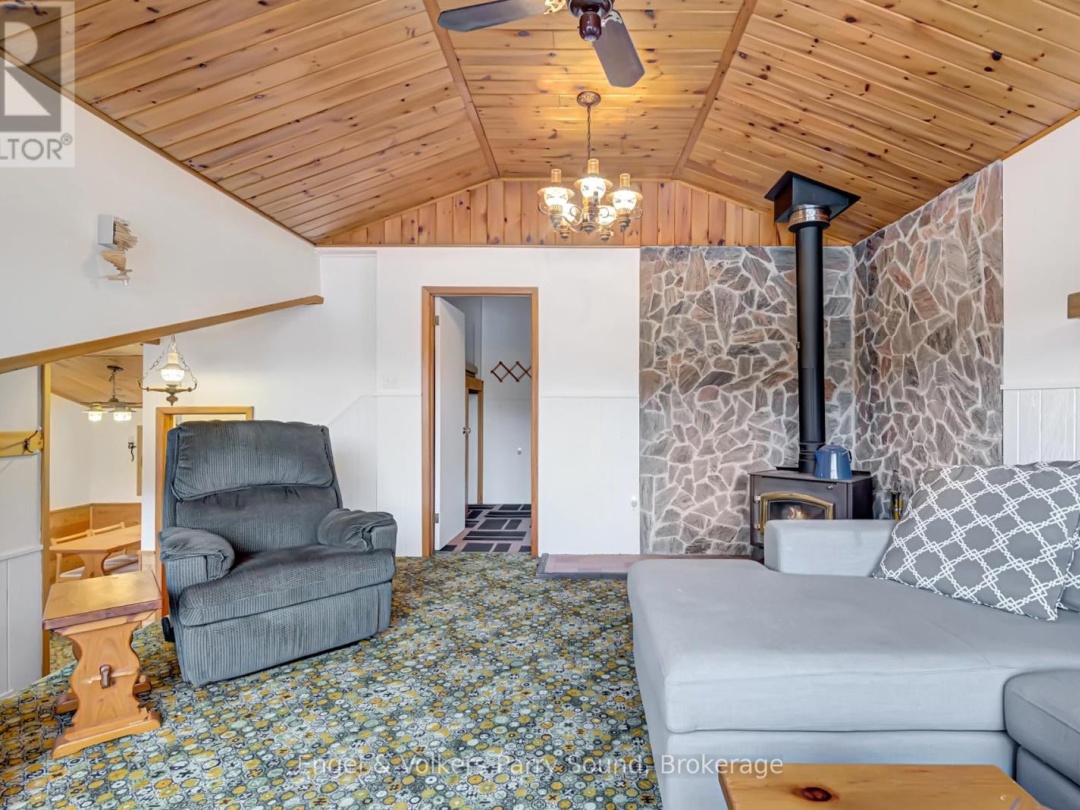 27 Lower Lane, Otter Lake