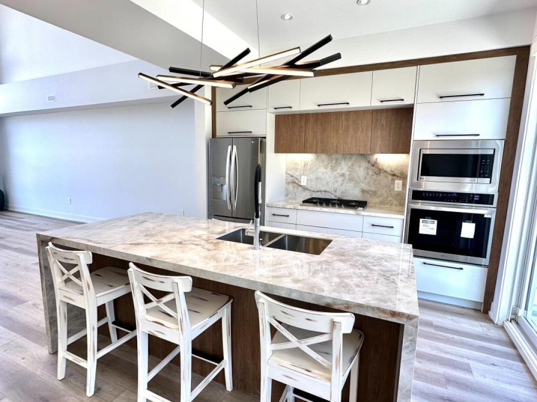 3706 QUAYSIDE DRIVE, 