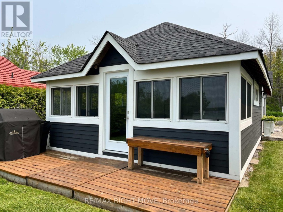 4458 Plum Point Road, Lake Simcoe