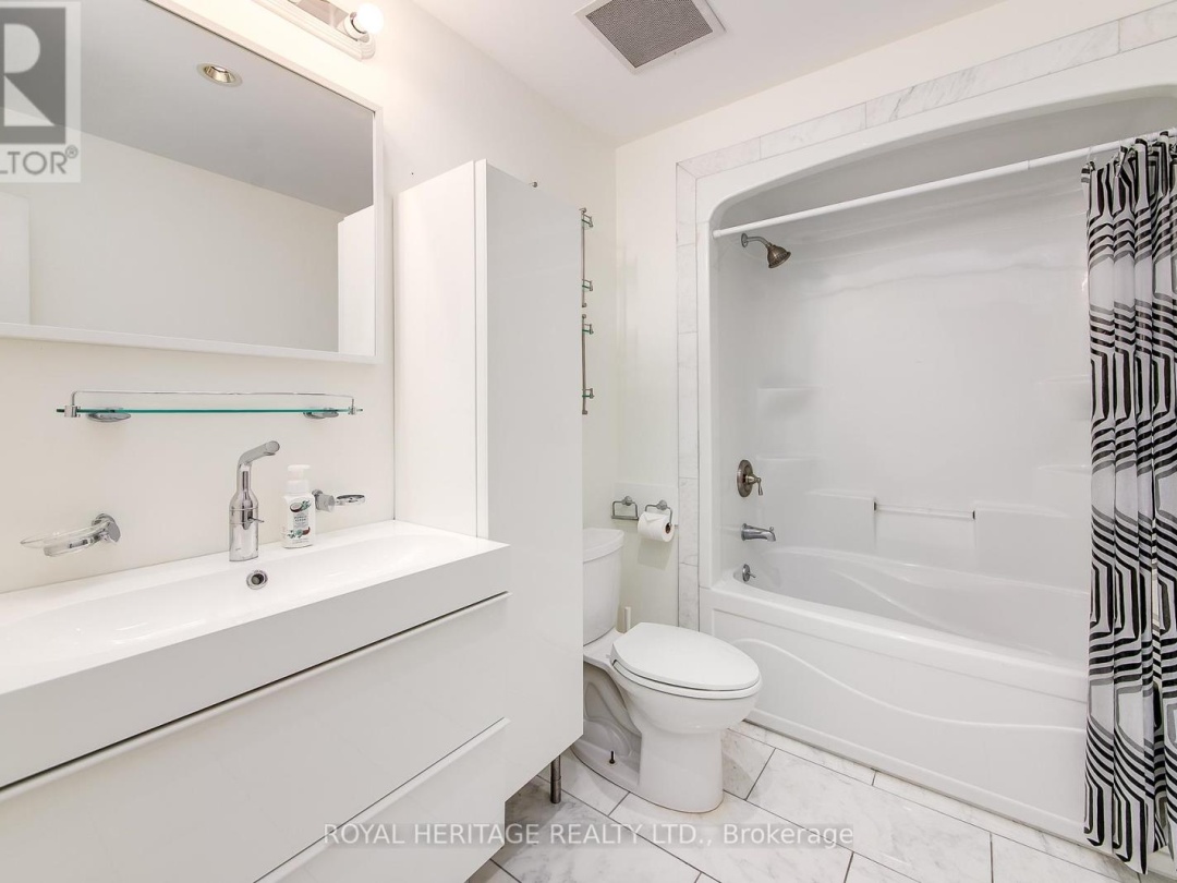 130 STEAMSHIP BAY ROAD, 