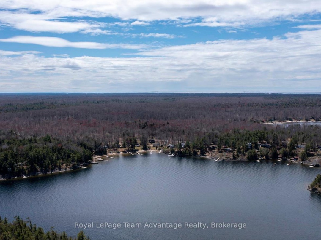 758 Paradise Lane, Georgian Bay