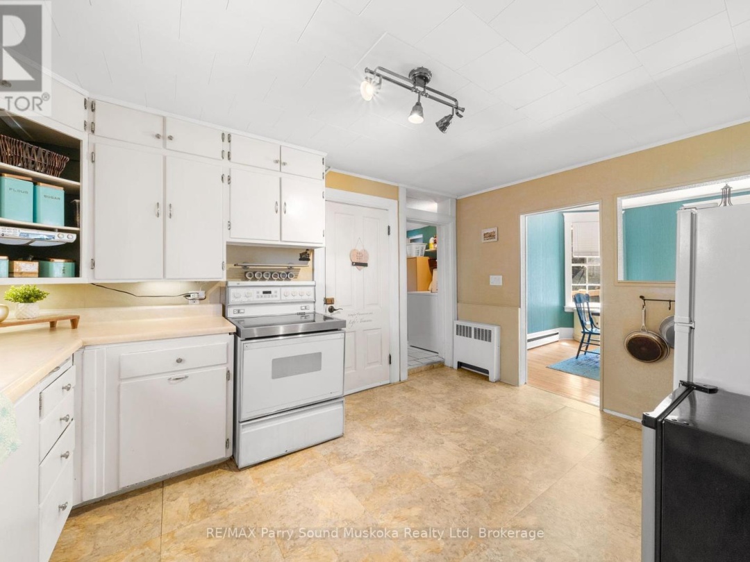 17 WAUBEEK STREET, 