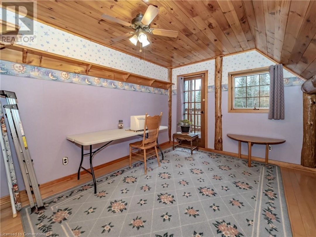 1696 HIGHWAY 118 E, 