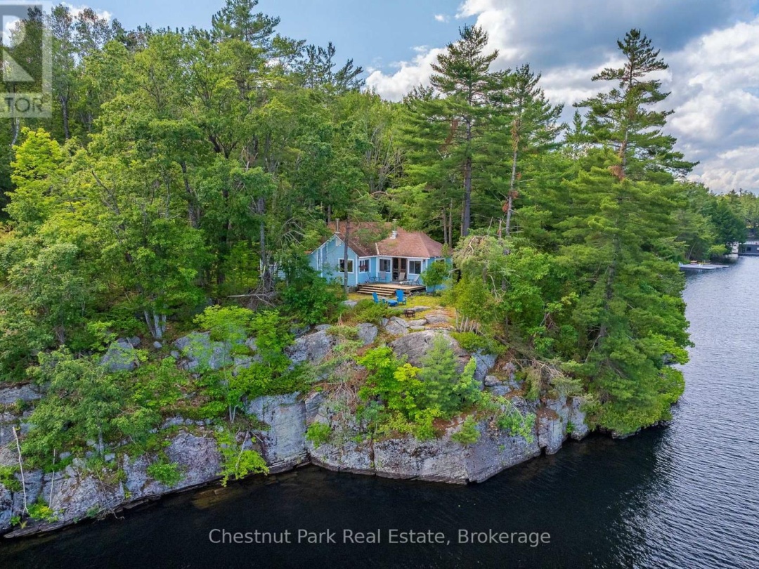 26 TAYLOR ISLAND 26LM, 