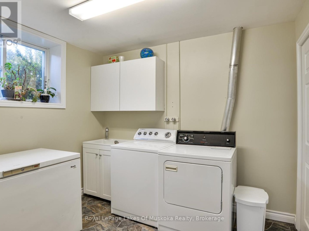18 KILLDEER CRESCENT, 