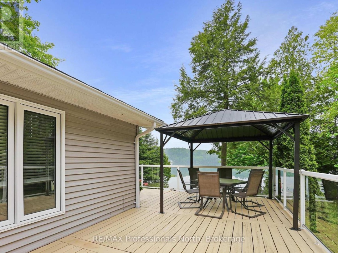 1093 Comak Crescent, St Nora Lake