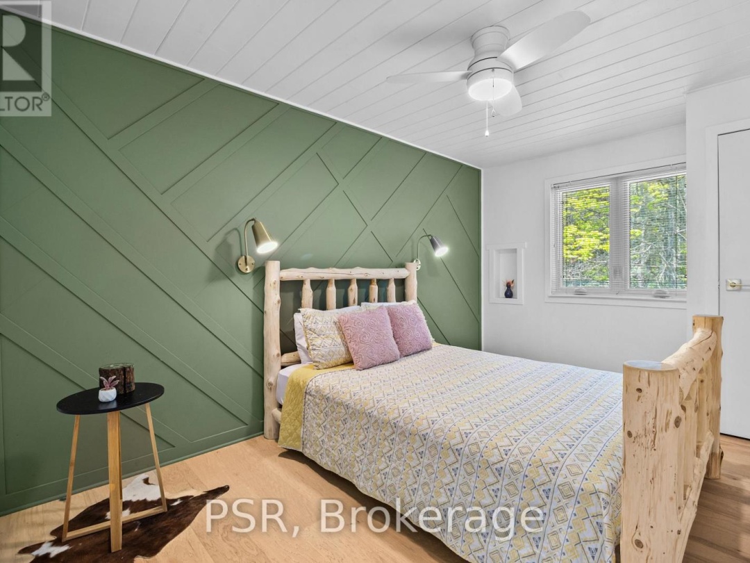 1030 S Sunset Bay Road, Lake Muskoka