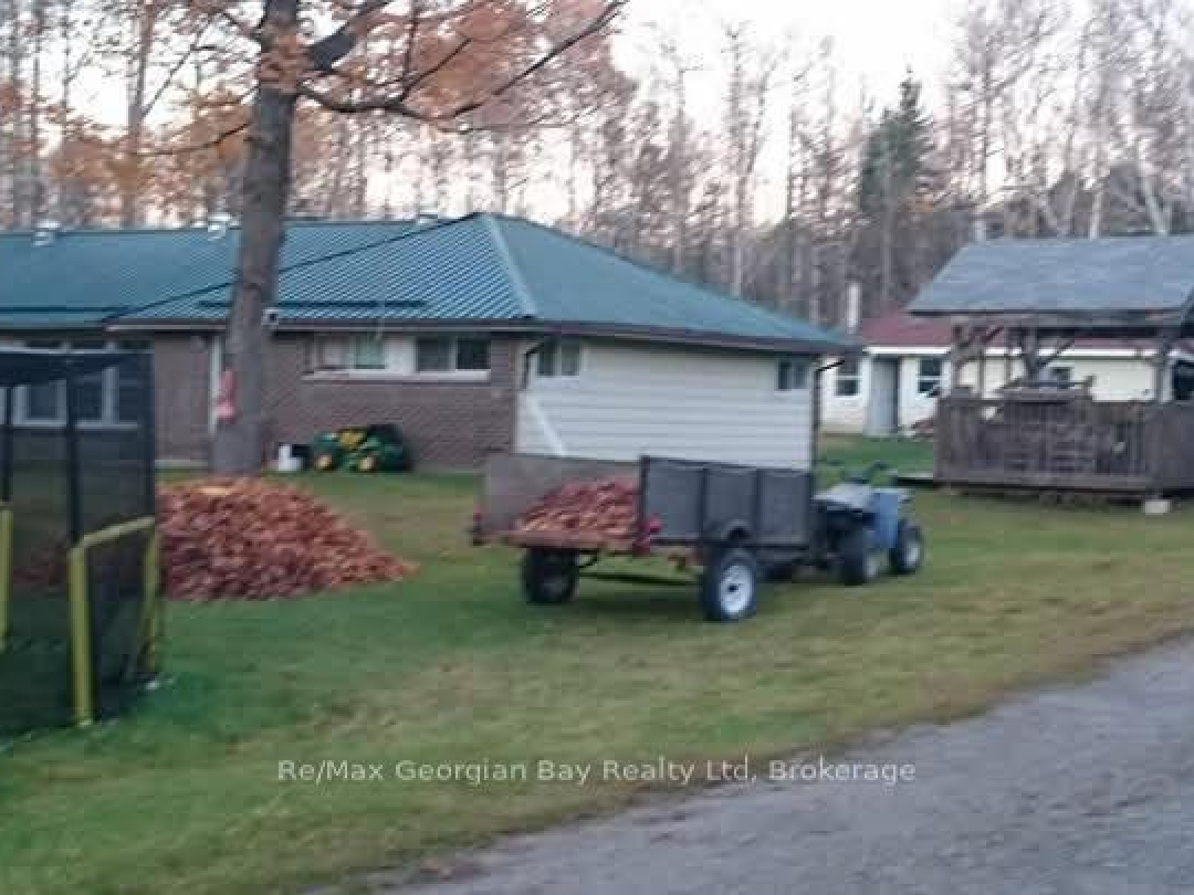 295 Duck Bay Road, Tay