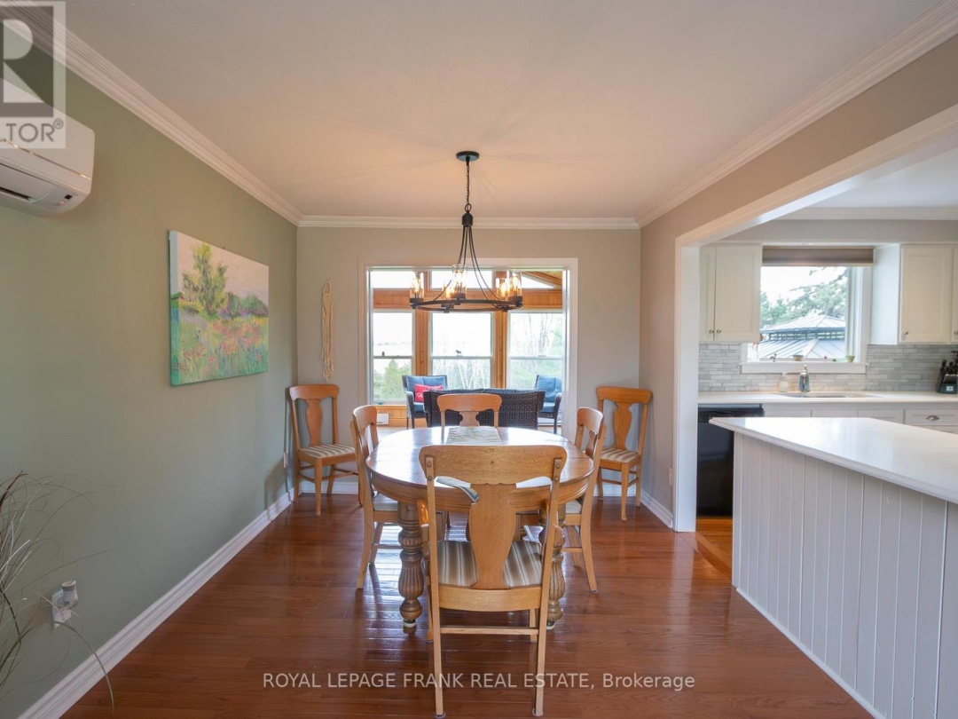 318 Forest Harbour Trail, Pigeon Lake