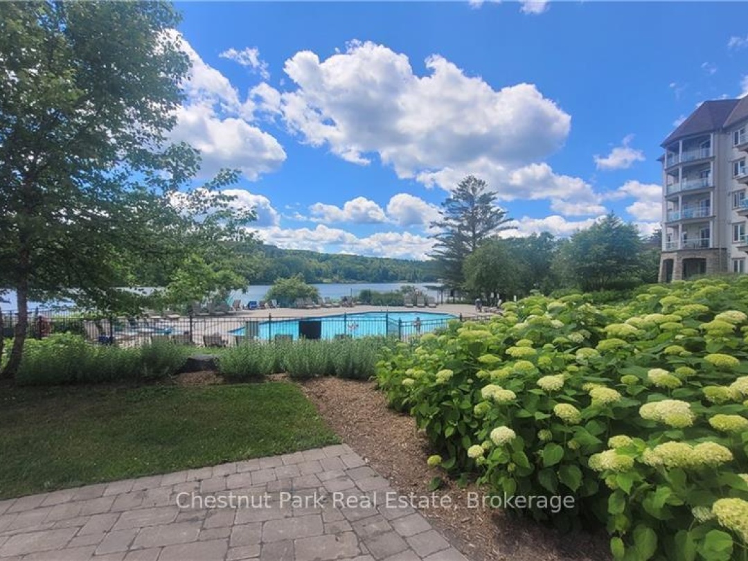 316 25 Pen Lake Point Road, Peninsula Lake